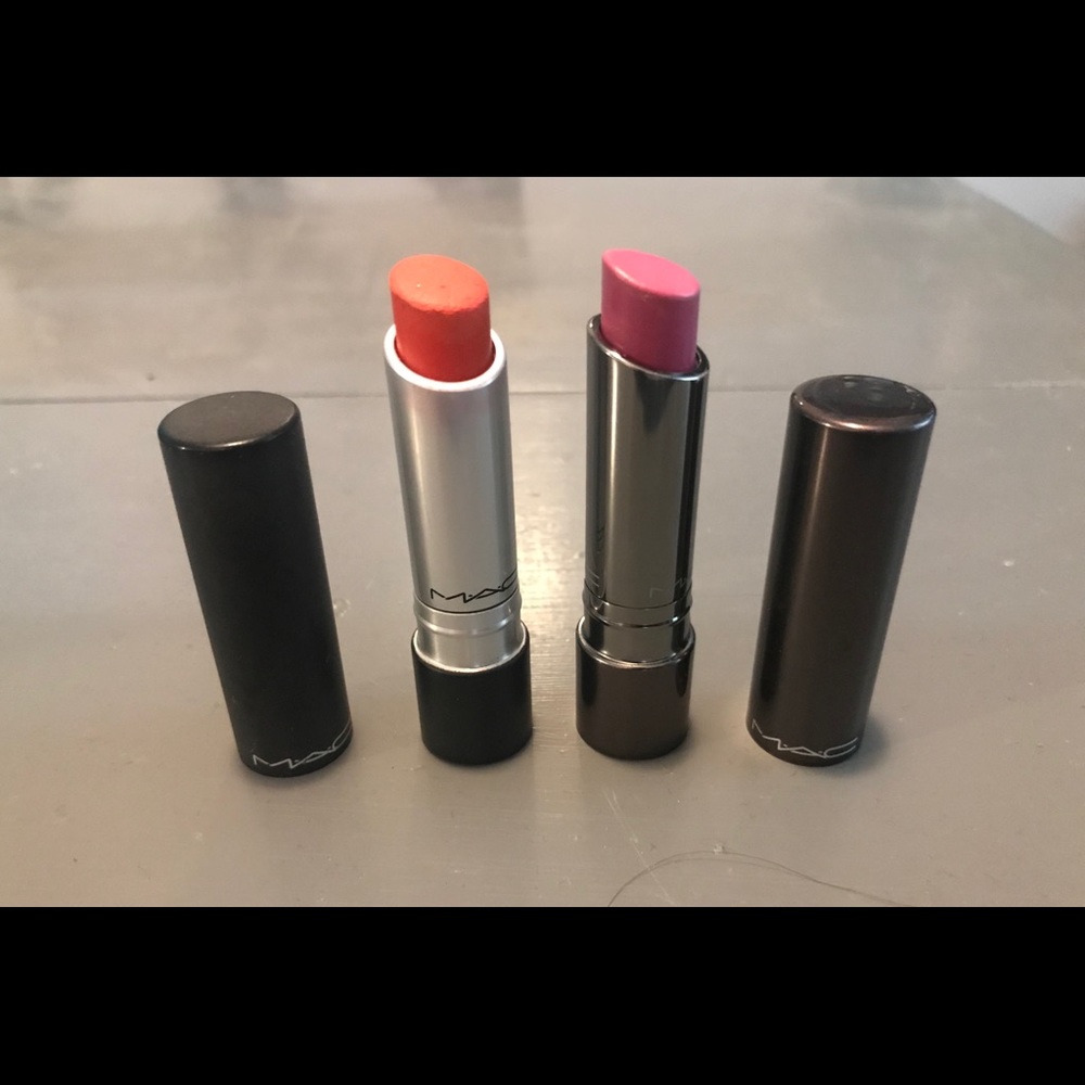 2 MAC Lipsticks